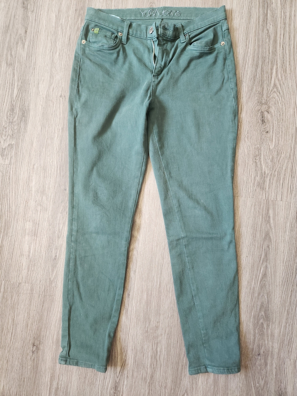 Women's Mid-rise Yoga Jeans, Size 29